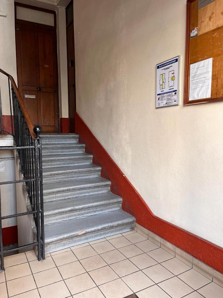 Le Pressense 2 Leilighet Vénissieux Eksteriør bilde